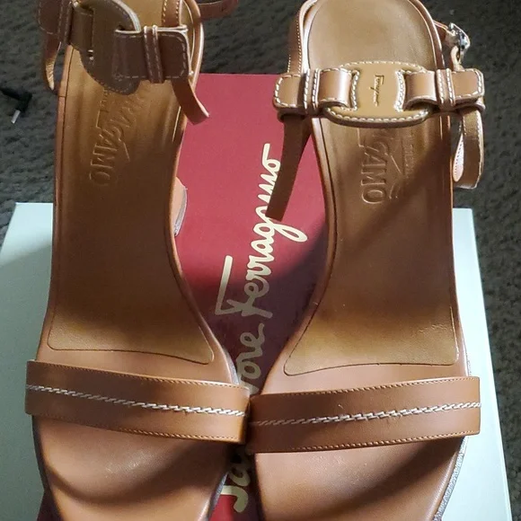 Vintage Authentic Salvatore Ferragamo Wedges - Picture 2 of 8